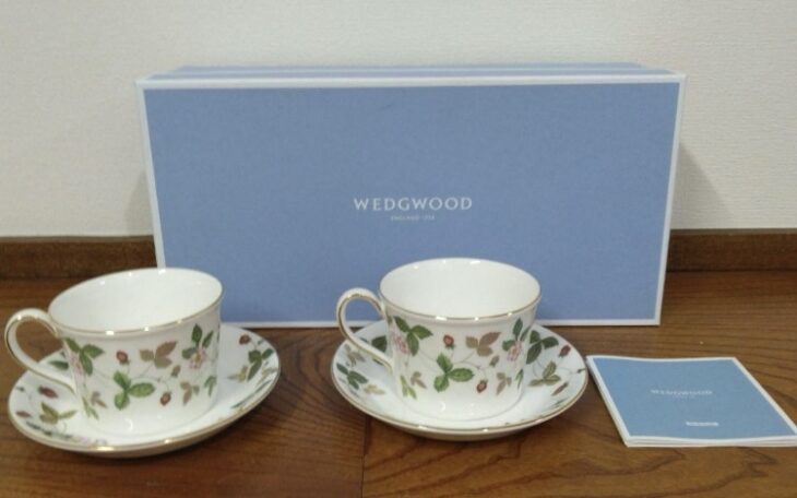 ウェッジウッドWEDGWOOD カップ＆ソーサー ワイルドストロベリー